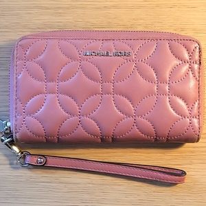 Michael Kors Quilted Zip Wallet